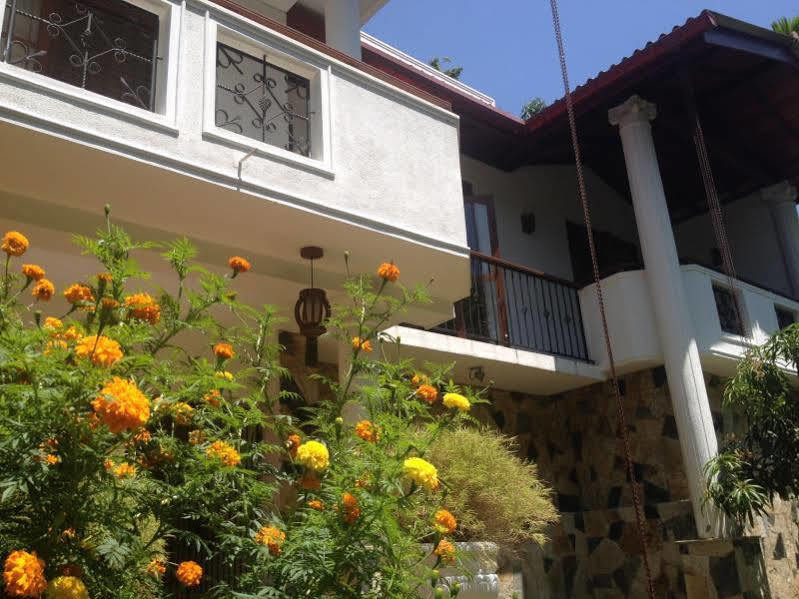Villa Royce Kandy Esterno foto